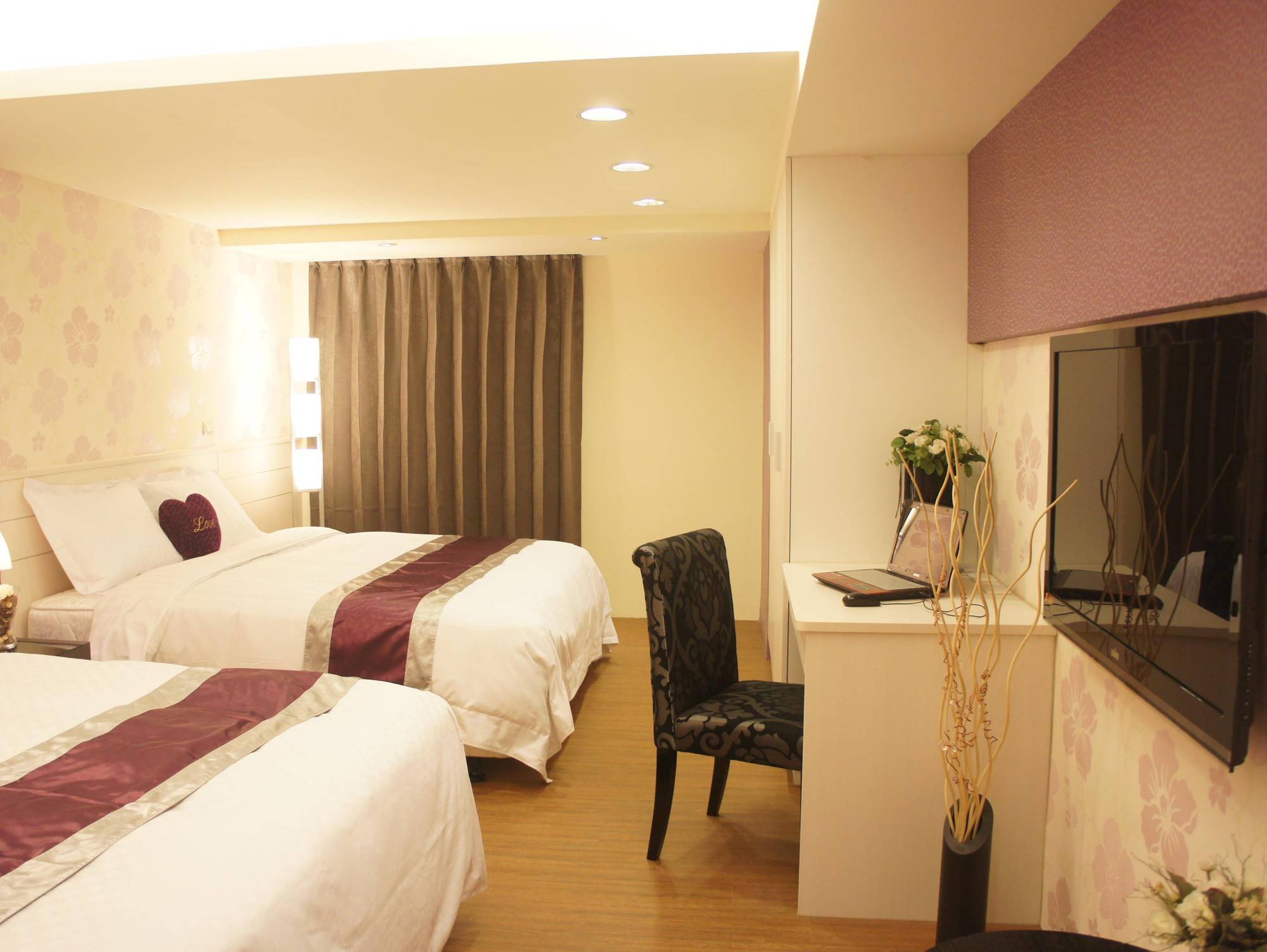 Taichung Saint Hotel Exterior foto